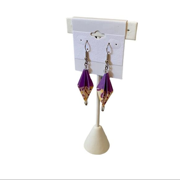 Lavender & Creme Colored Handcrafted Origami Earrings. - Picture 2 of 6